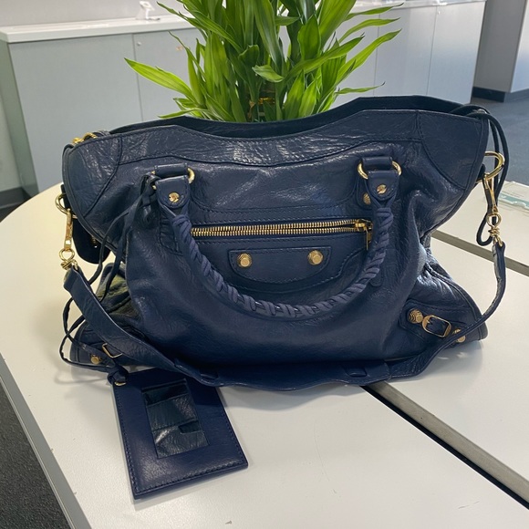 balenciaga classic gold city